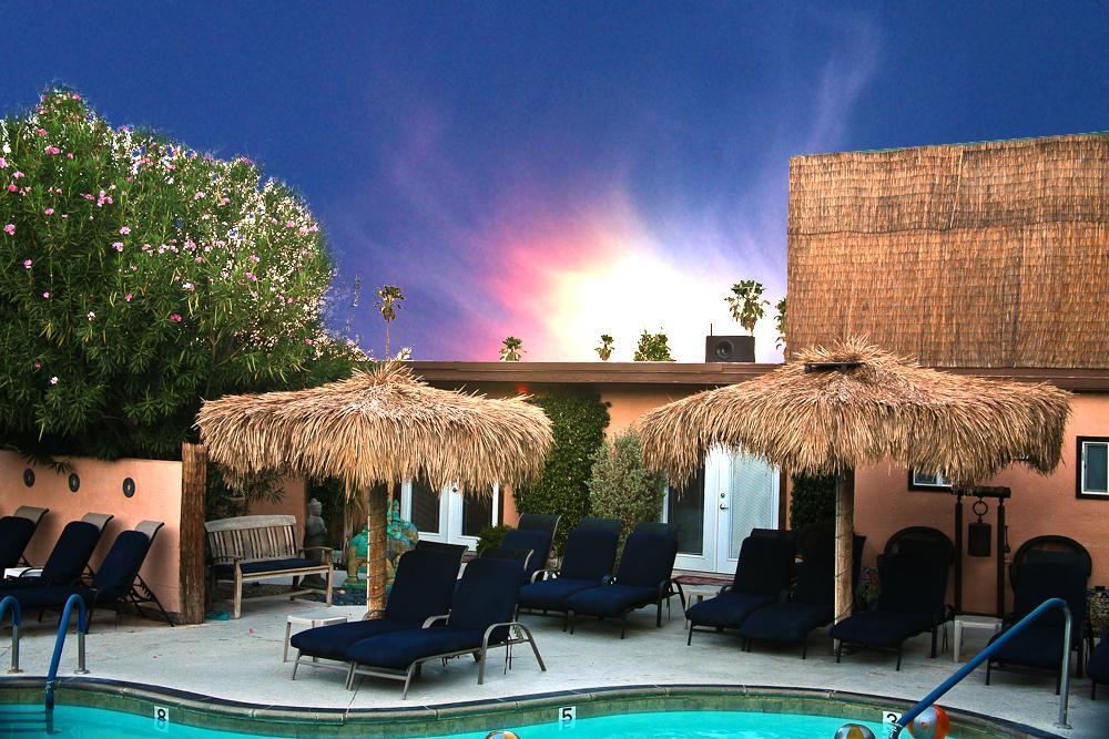 Sea Mountain Nude Resort & Spa Hotel - Adults Only Desert Hot Springs Extérieur photo