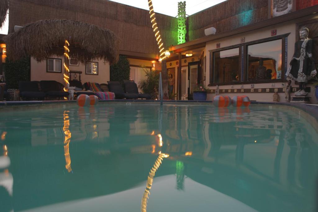 Sea Mountain Nude Resort & Spa Hotel - Adults Only Desert Hot Springs Extérieur photo