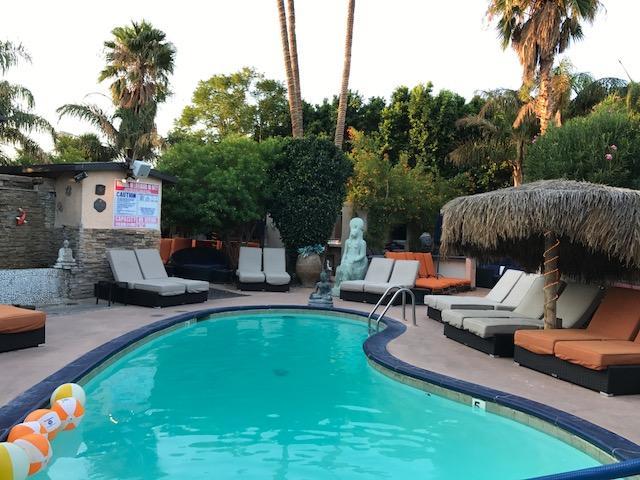 Sea Mountain Nude Resort & Spa Hotel - Adults Only Desert Hot Springs Extérieur photo
